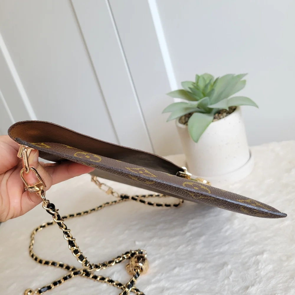 Louis Vuitton ENVELOPE Vintage Clutch Crossbody Monogram